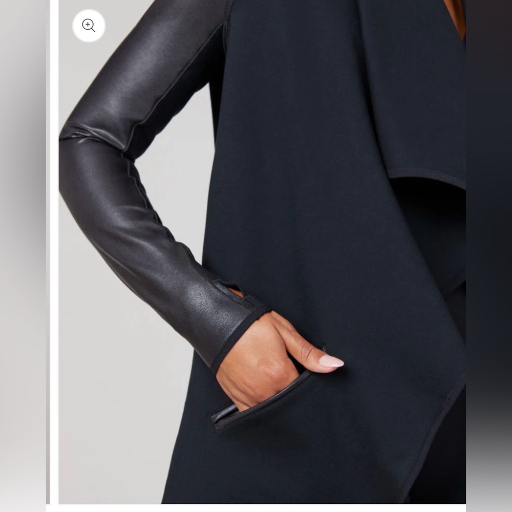 NWOT Spanx Drape Front Jacket Very Black - Picture 3 of 11